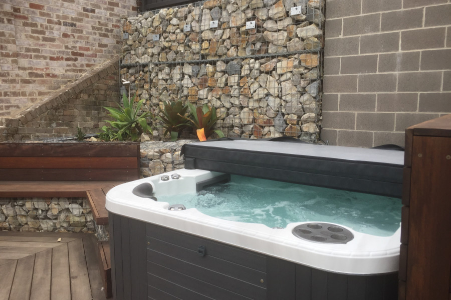 When's the Best Time to Buy a Hot Tub or Spa Pool?